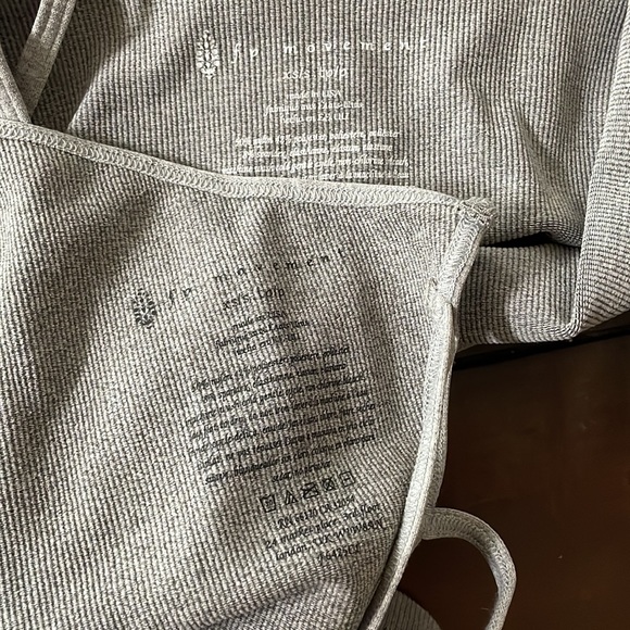 2 Free People Movement Crop Tank Tops - Picture 4 of 4